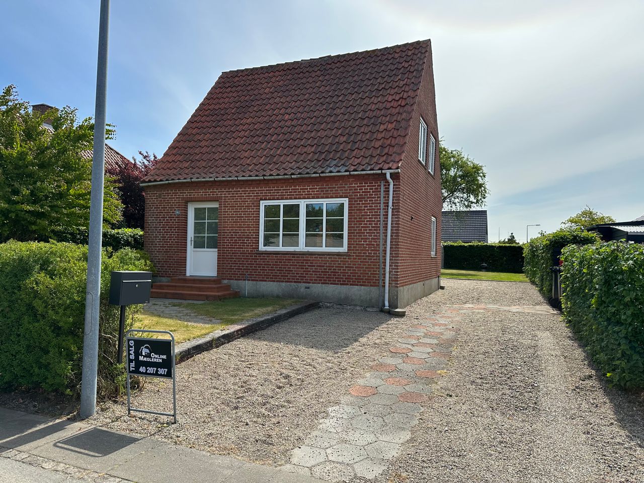 image 01